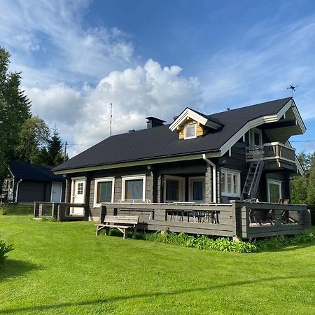 Loma-Laattaja Villa Hyrynsalmi ภายนอก รูปภาพ